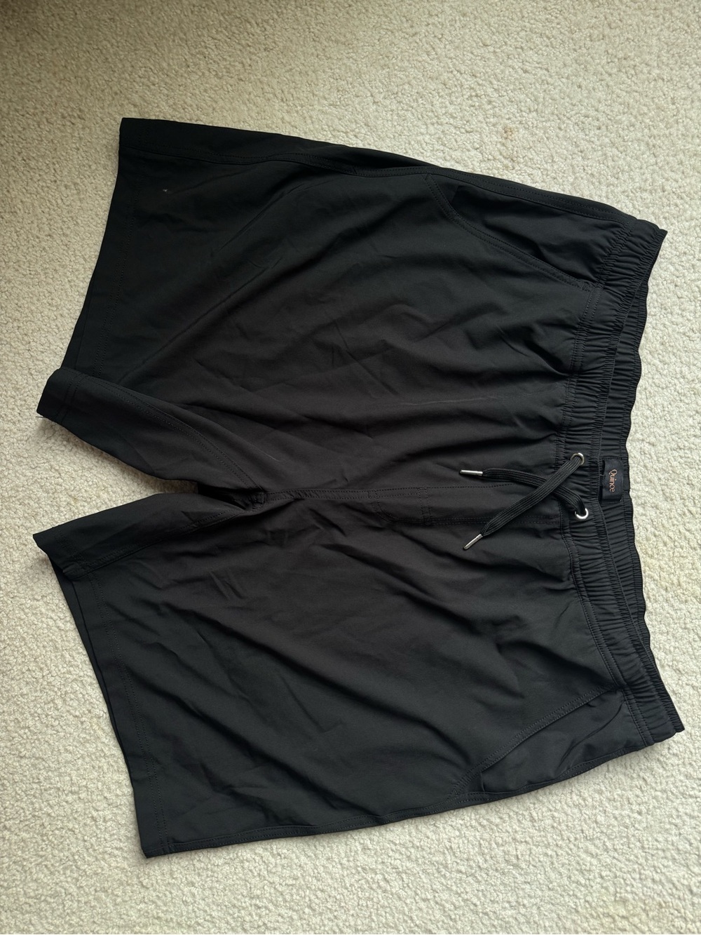 Quince Black Athletic Drawstring Shorts with Pockets